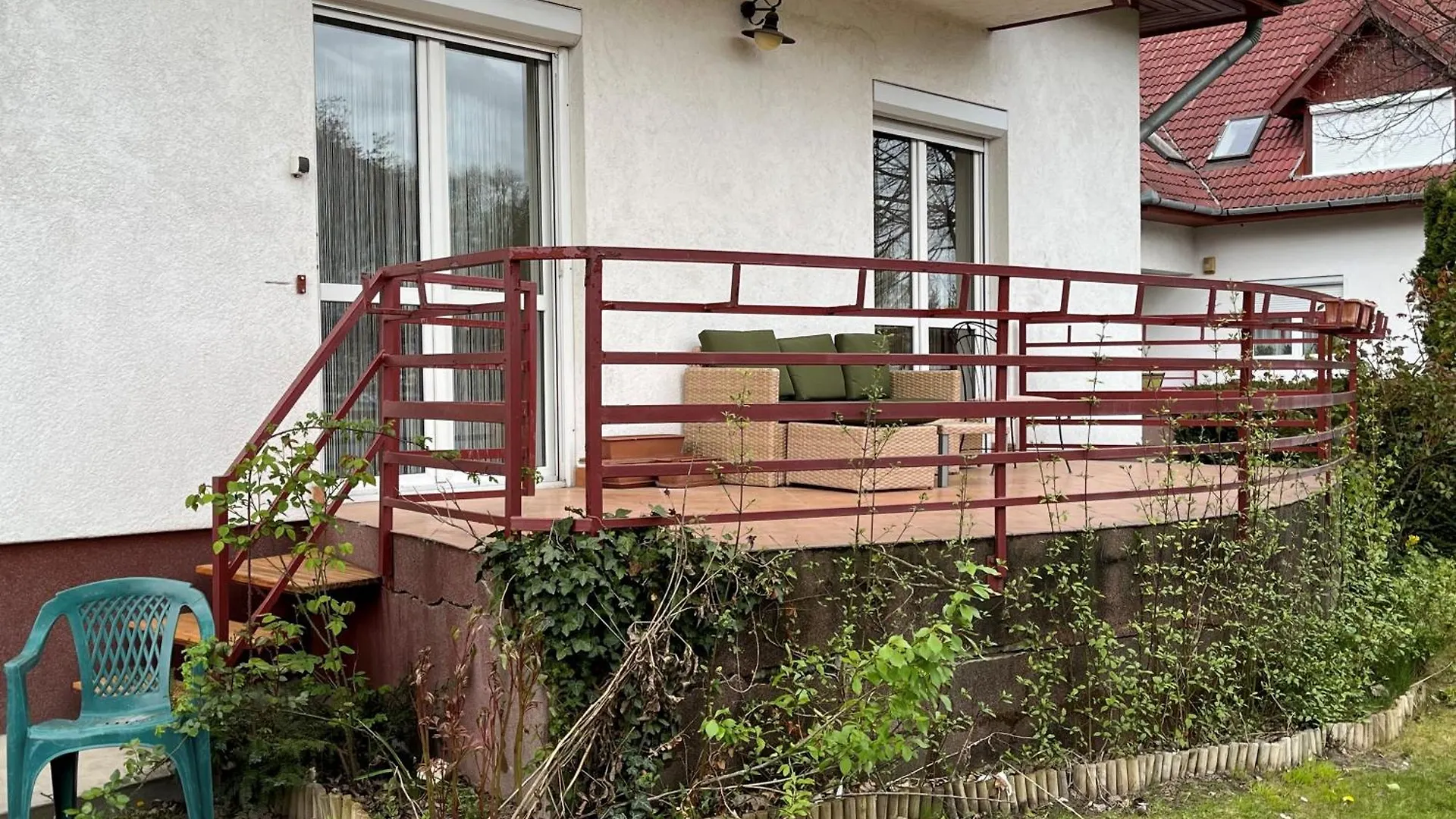 Kiraly Csaladi Apartman- Royal Family Apartment #Freegarage Budapest