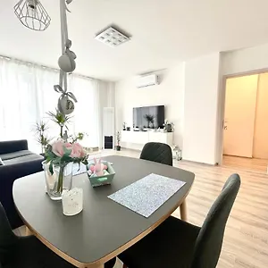 Apartmán West Budapest-edge Of Downtown-free Parking, Budapešť