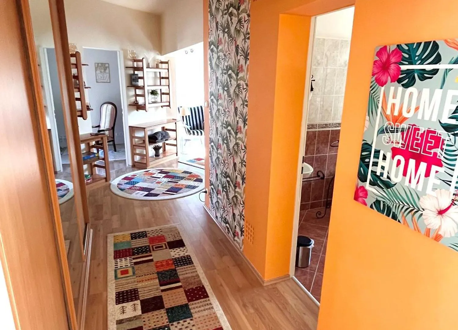 Kiraly Csaladi Apartman- Royal Family Apartment #Freegarage Budapest